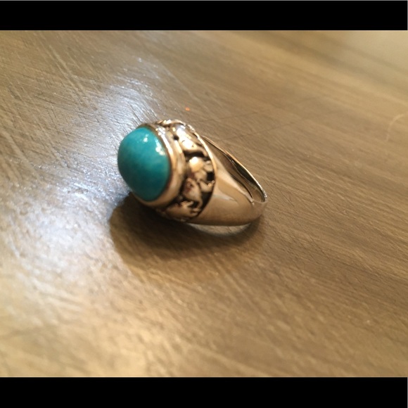 Jewelry - A ring